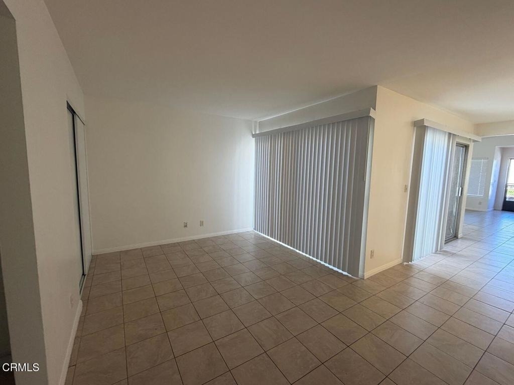 1205 Snipe Avenue - Photo 2