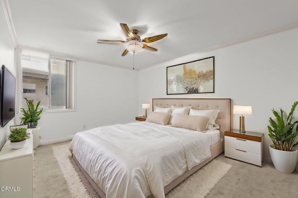 5325 Newcastle Avenue - Photo 11