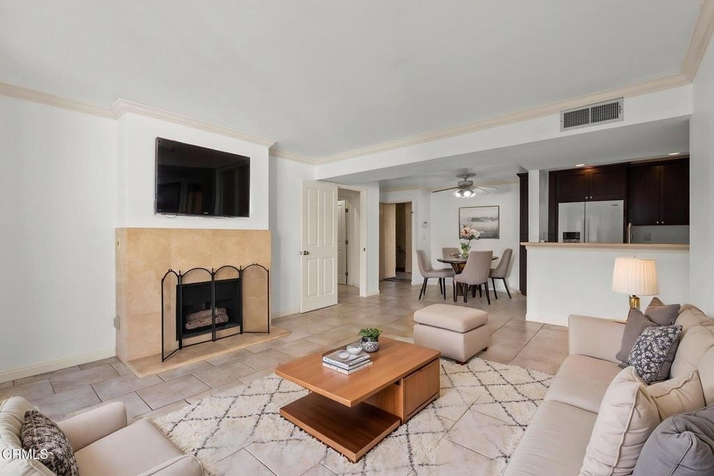 5325 Newcastle Avenue - Photo 9