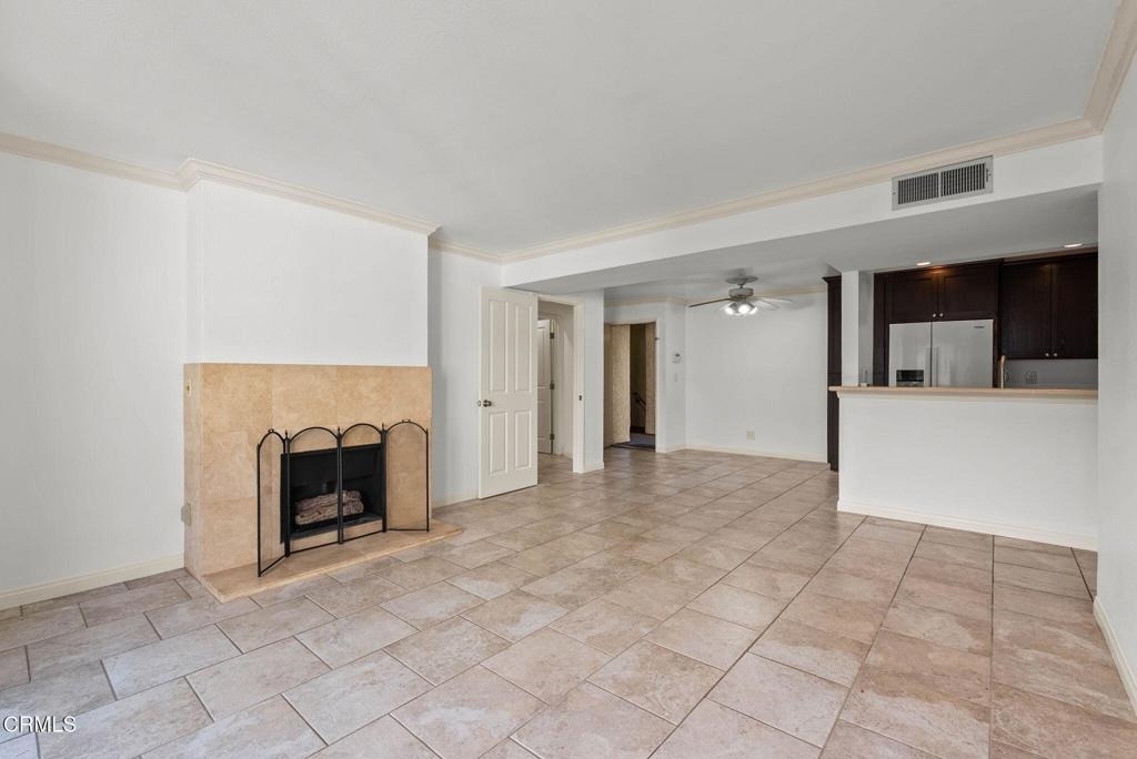 5325 Newcastle Avenue - Photo 10