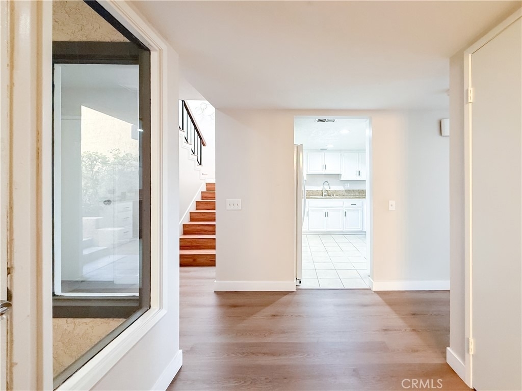 1034 E Romney Drive - Photo 37