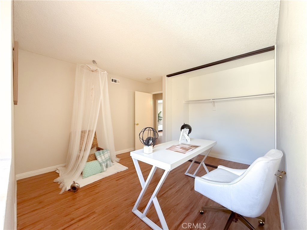 1034 E Romney Drive - Photo 26