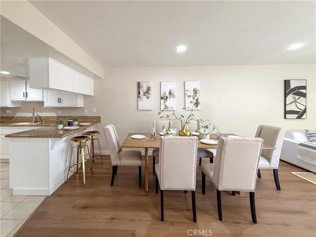 1034 E Romney Drive - Photo 6