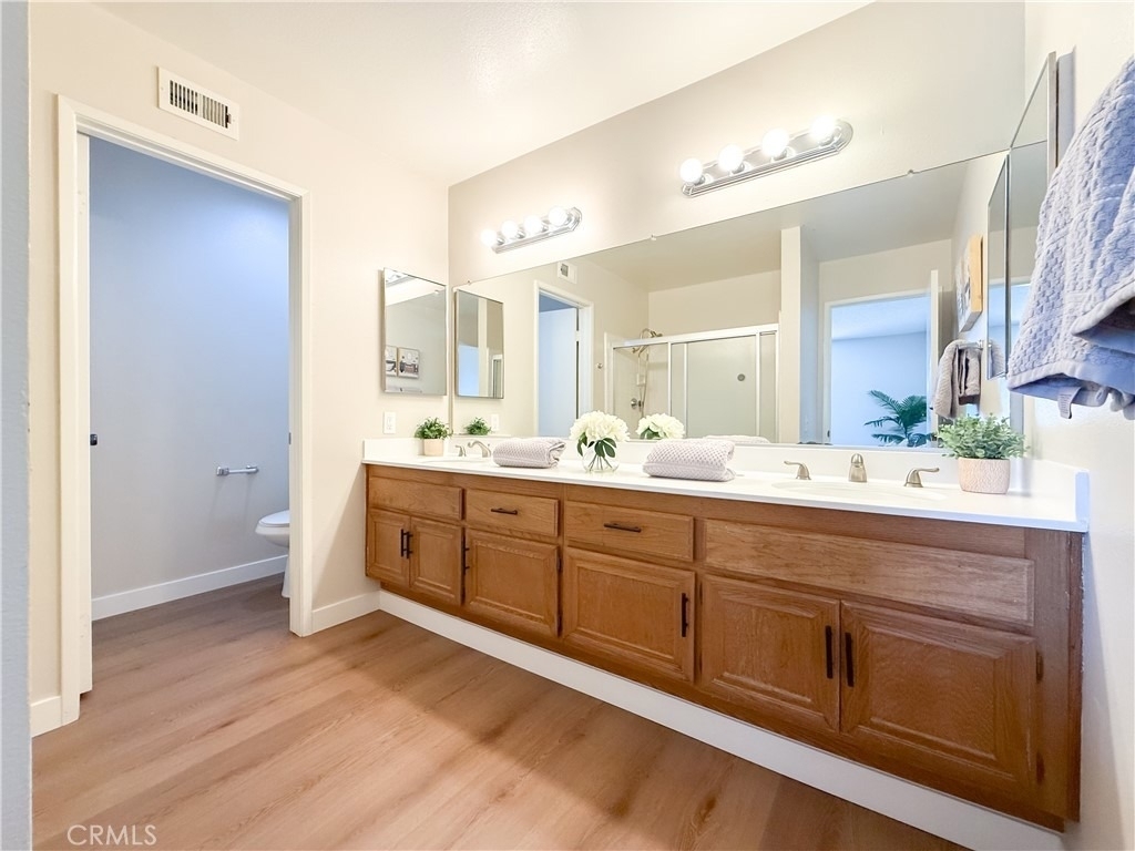 1034 E Romney Drive - Photo 21