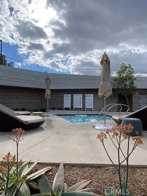 1055 Cadence - Photo 32