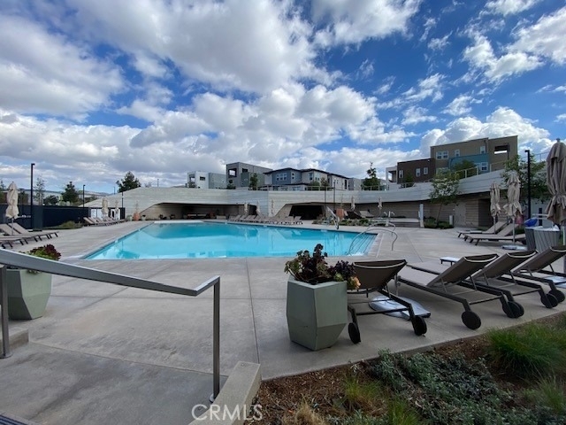 1055 Cadence - Photo 41