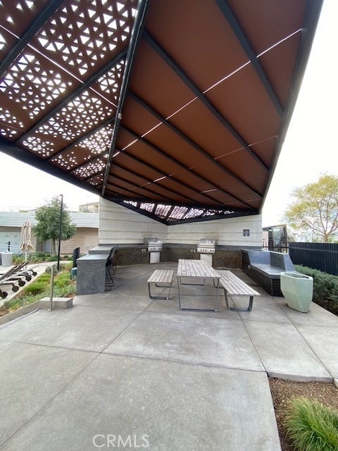 1055 Cadence - Photo 38