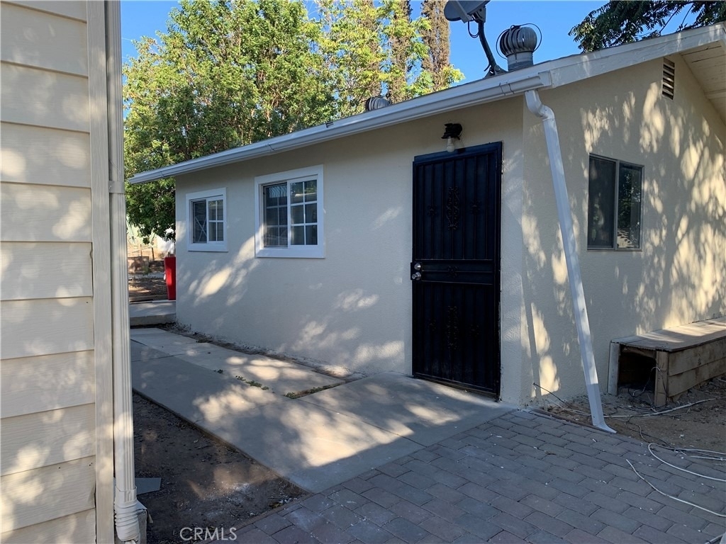 25814 Homeland Avenue - Photo 11