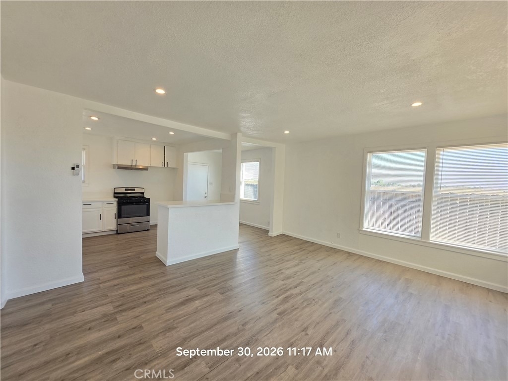 13057 Davenport - Photo 8