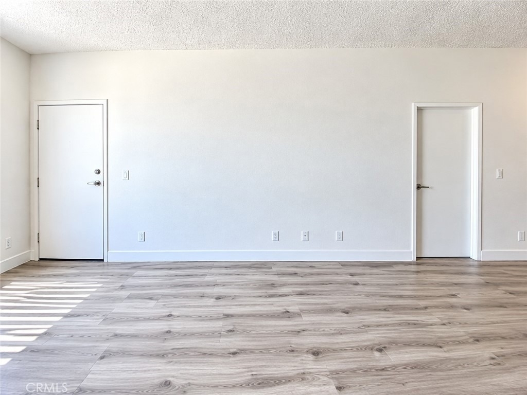 11657 Oxnard Street - Photo 8