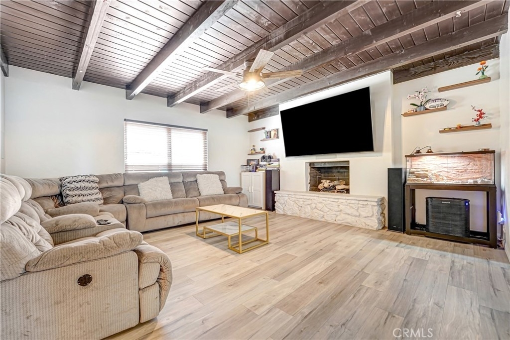 28038 Lakehurst - Photo 13
