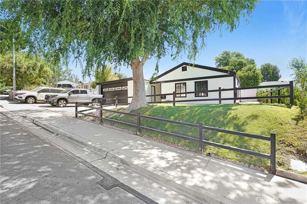 28038 Lakehurst - Photo 16