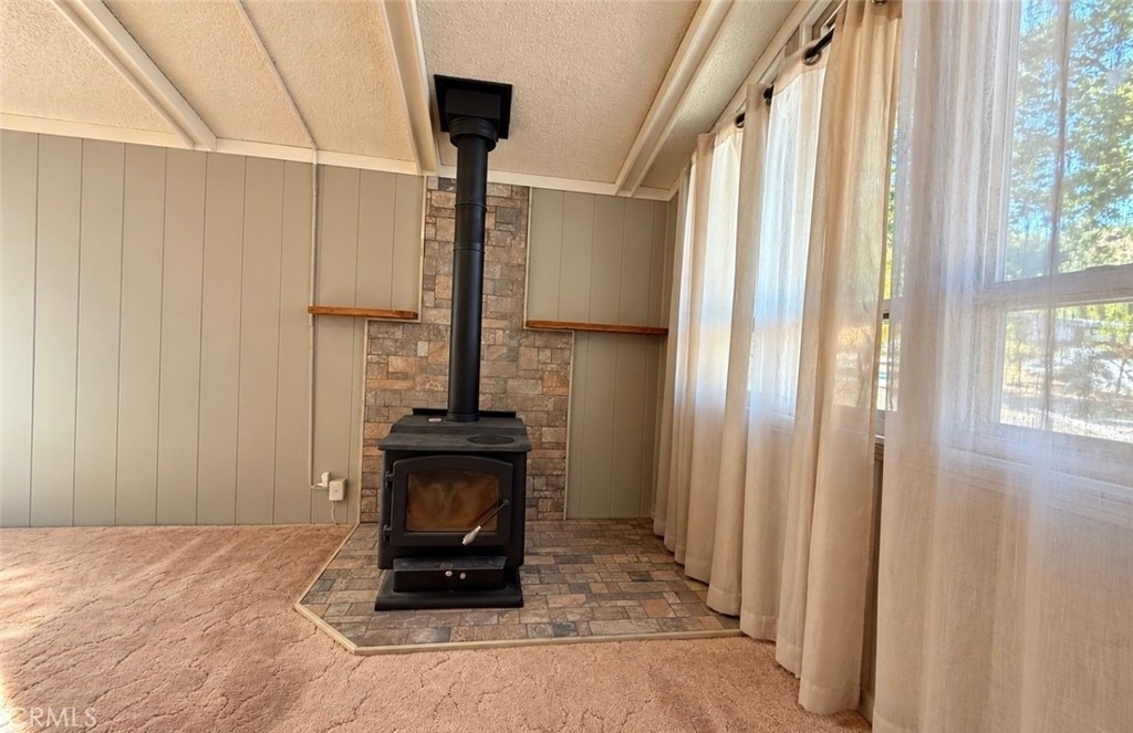 820 Yosemite - Photo 13