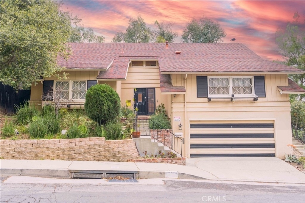 7703 Skyhill Drive - Photo 18