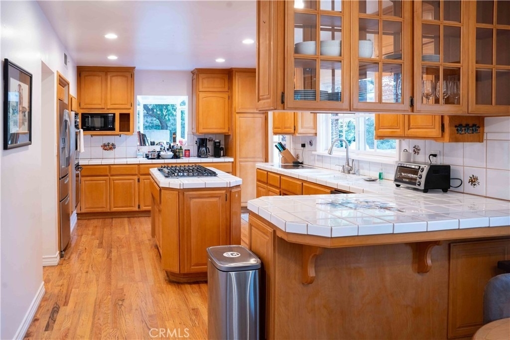 7703 Skyhill Drive - Photo 3