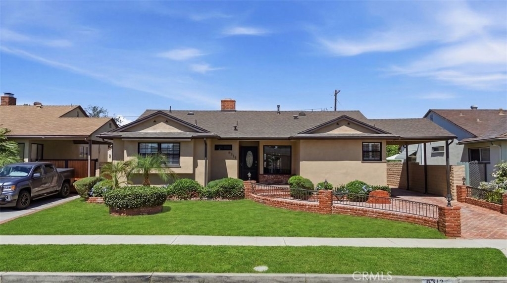 6313 Melvin - Photo 0