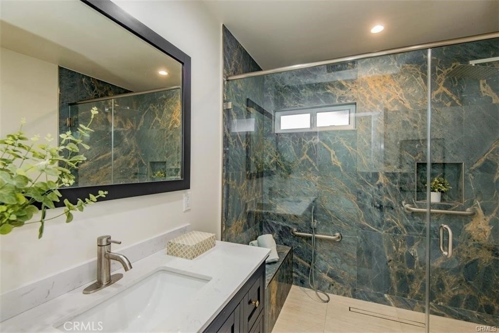 6313 Melvin - Photo 12