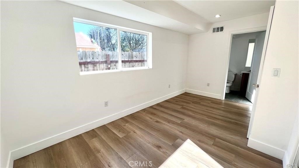 5635 Klump Avenue - Photo 12