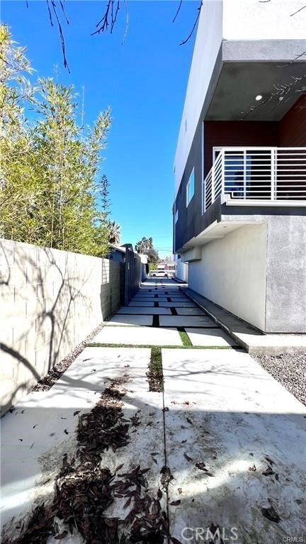 5635 Klump Avenue - Photo 16