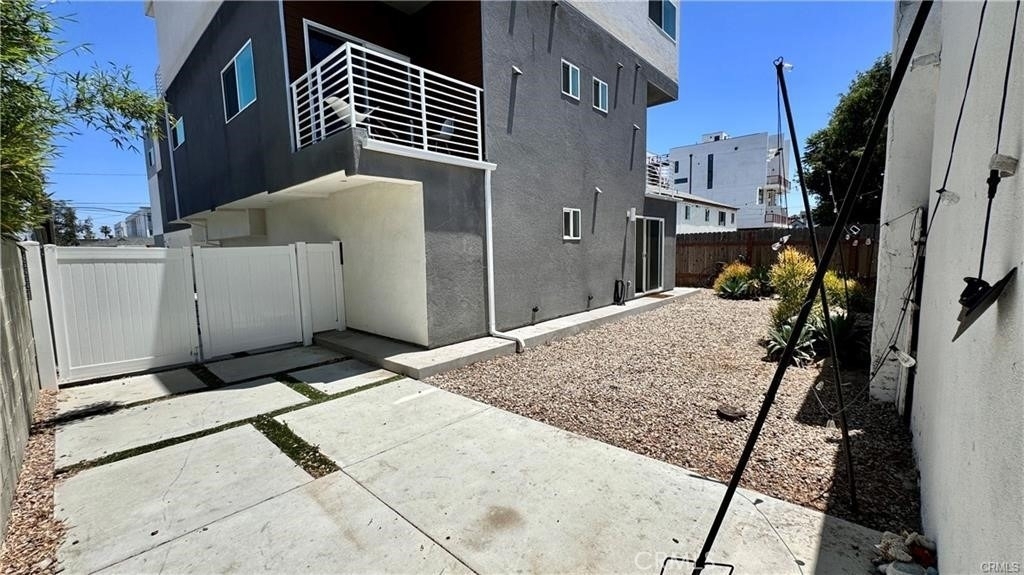 5635 Klump Avenue - Photo 18