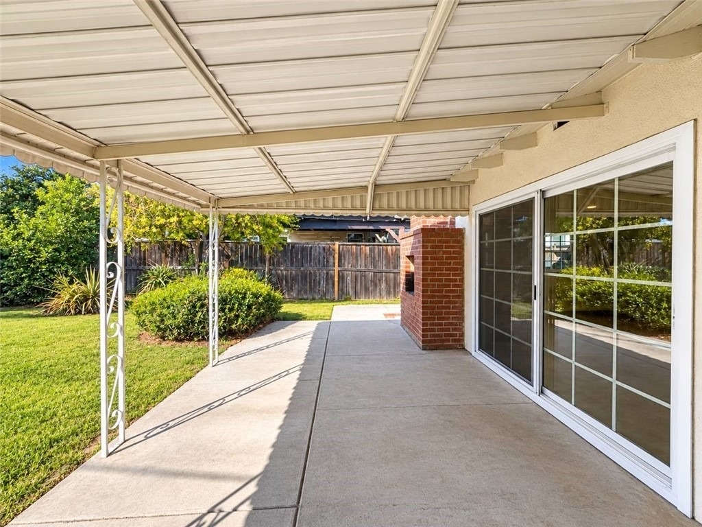 22716 Berdon Street - Photo 13