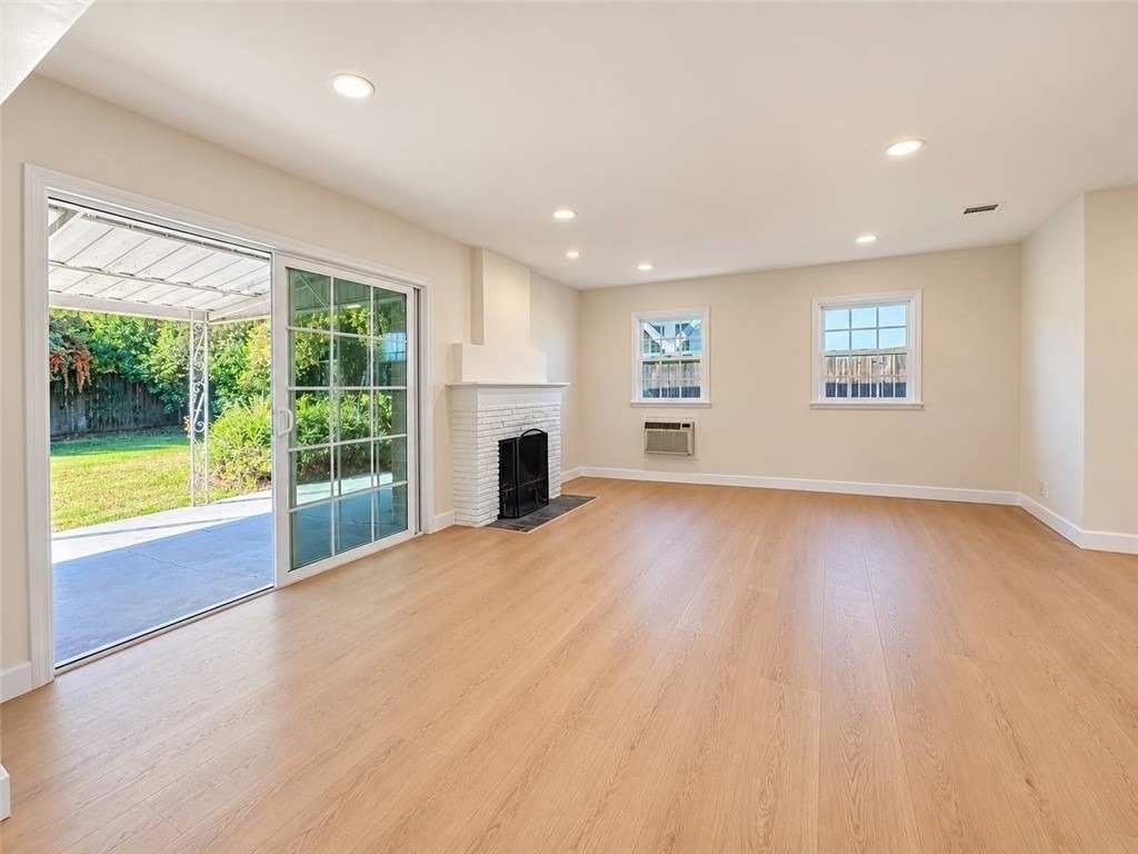 22716 Berdon Street - Photo 8