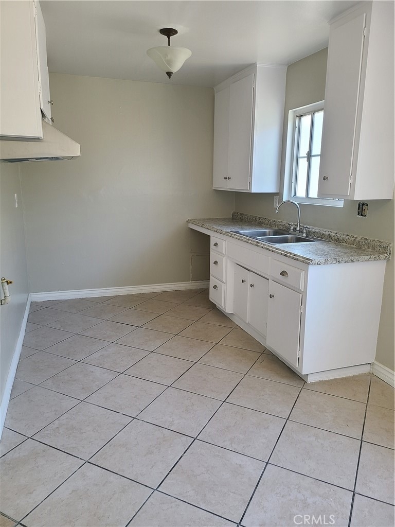 2378 Chanslor Street - Photo 4