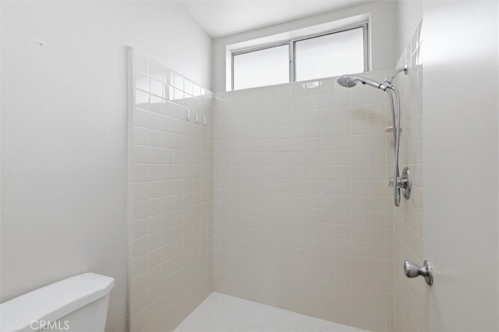 25930 Narbonne Ave - Photo 29