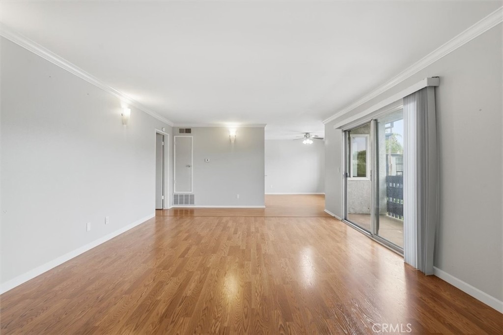 25930 Narbonne Ave - Photo 4