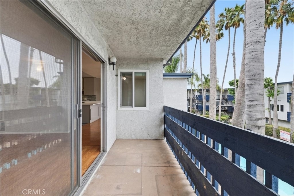 25930 Narbonne Ave - Photo 34