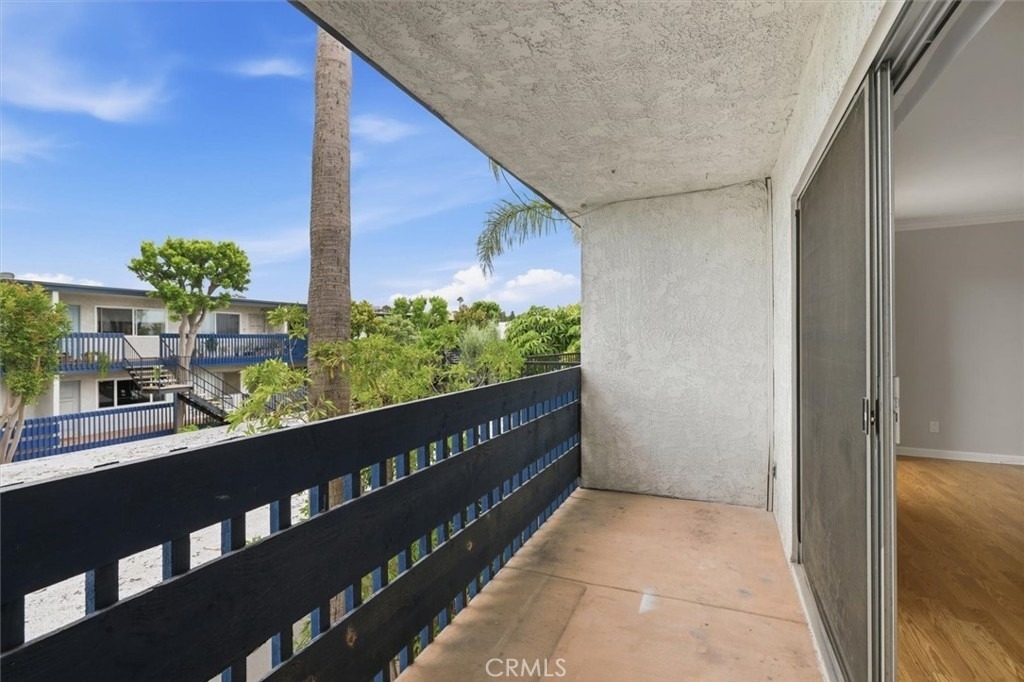 25930 Narbonne Ave - Photo 33