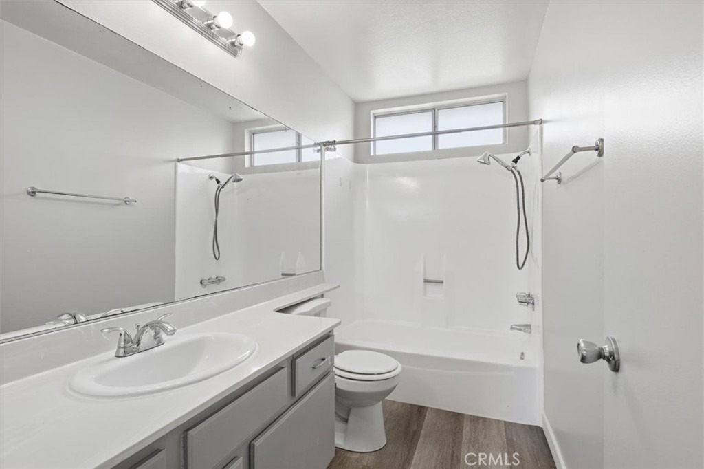 25930 Narbonne Ave - Photo 30