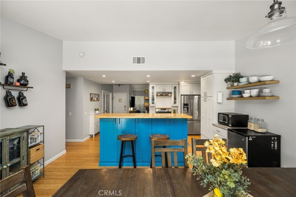 1231 N Dolores - Photo 12