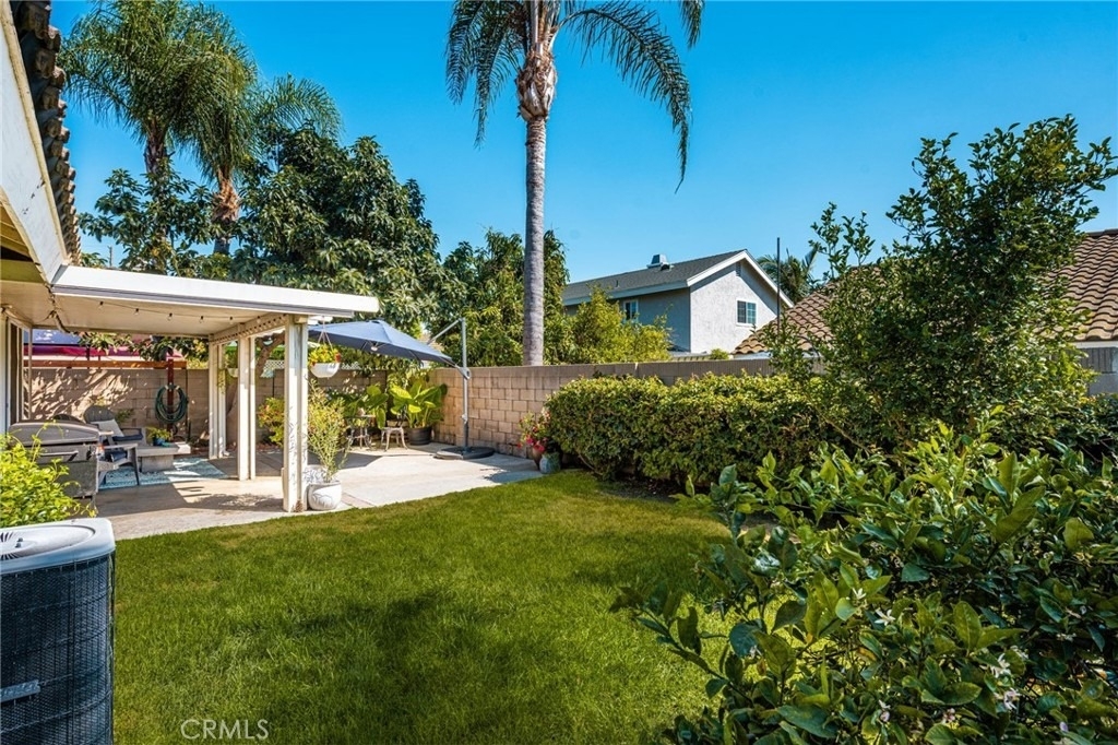 1231 N Dolores - Photo 17