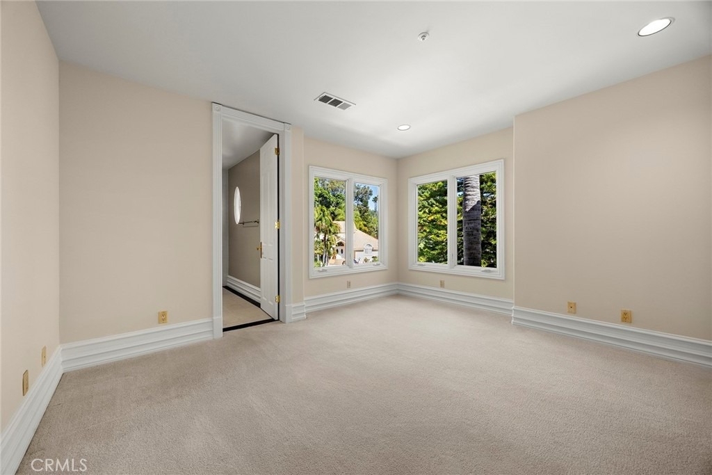 115 S Montgomery - Photo 40