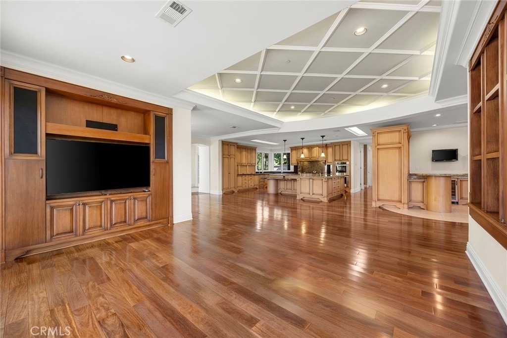 115 S Montgomery - Photo 15