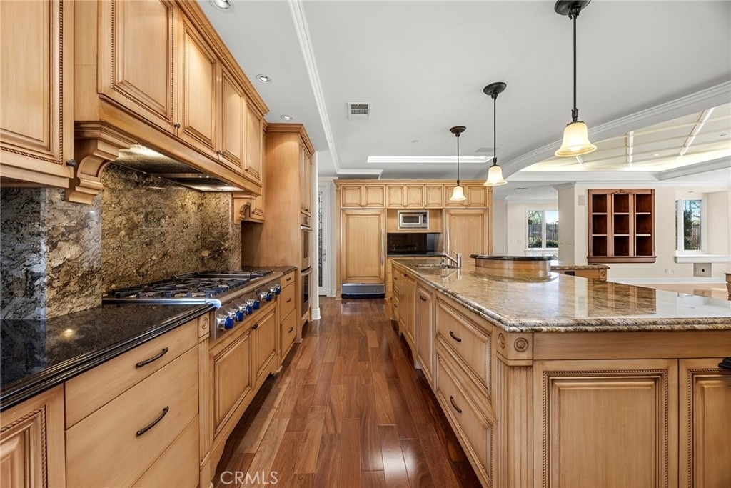115 S Montgomery - Photo 18