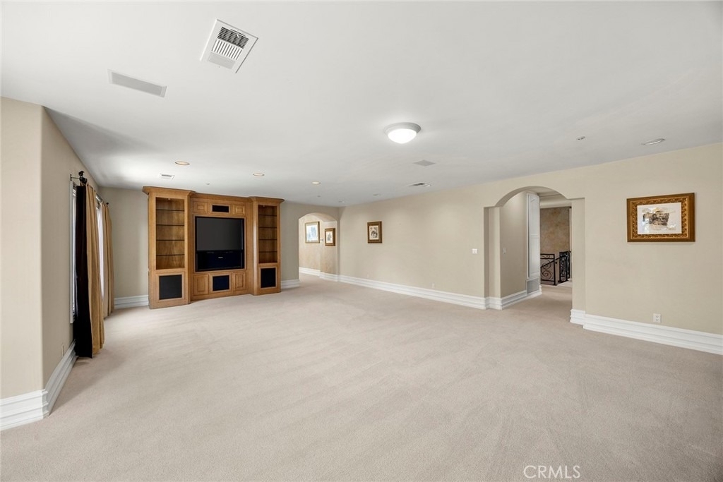115 S Montgomery - Photo 35