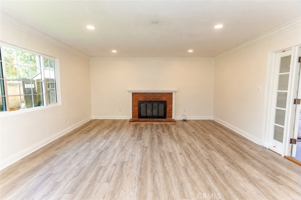 2714 N Linwood - Photo 18