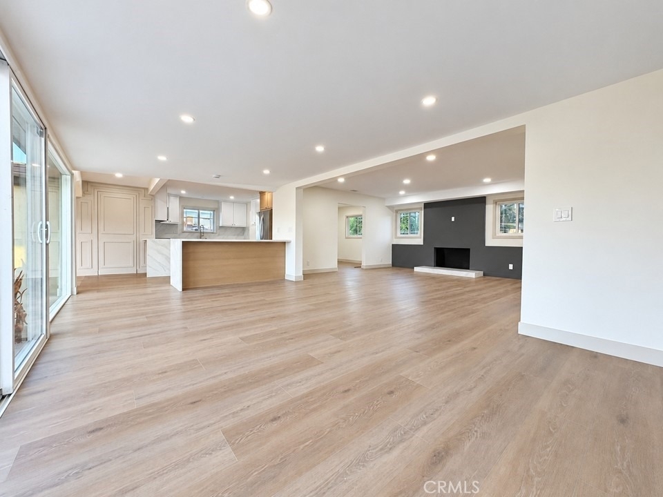 1191 E Claiborne - Photo 15