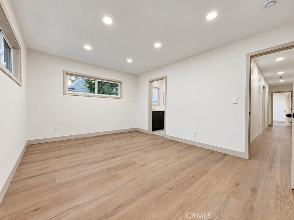 1191 E Claiborne - Photo 43