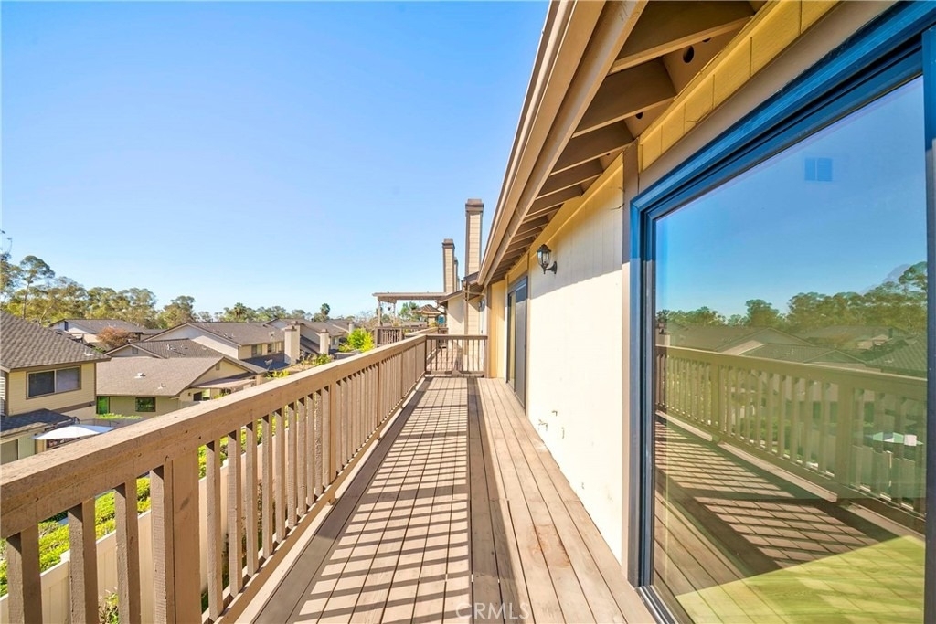 2415 Applewood Circle - Photo 6