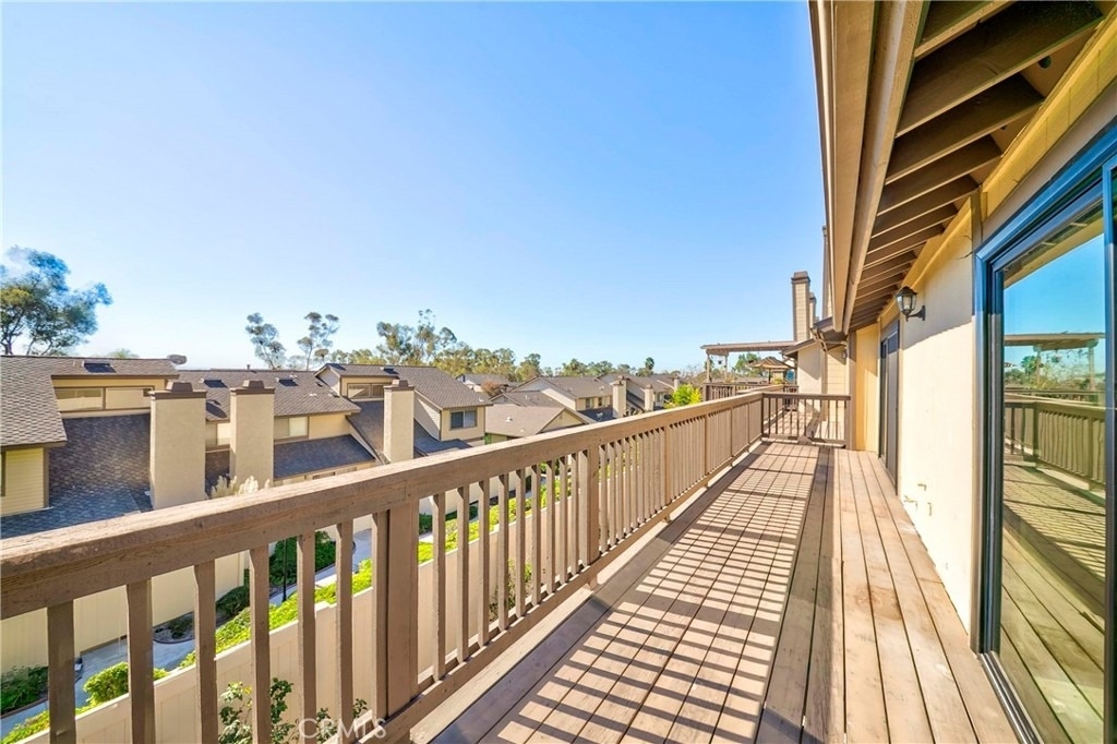 2415 Applewood Circle - Photo 8