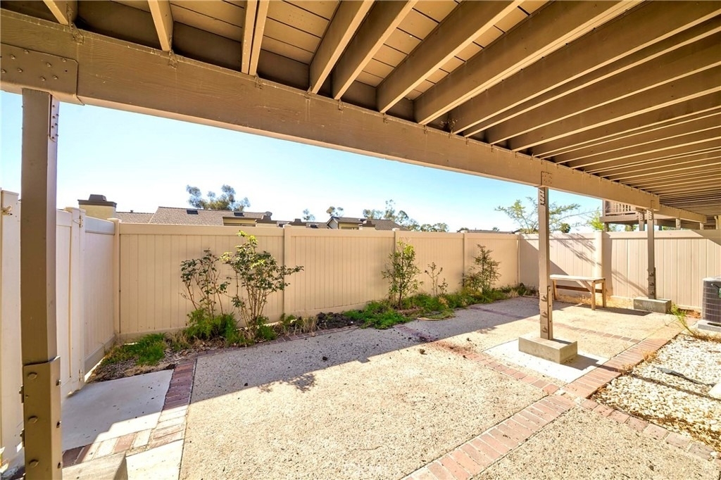 2415 Applewood Circle - Photo 11