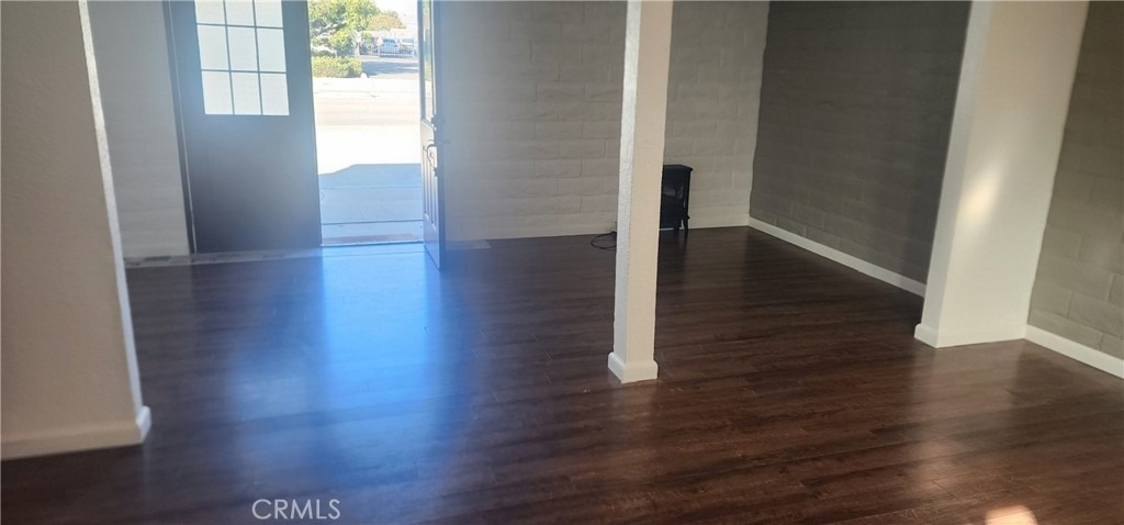 426 Traffic - Photo 2