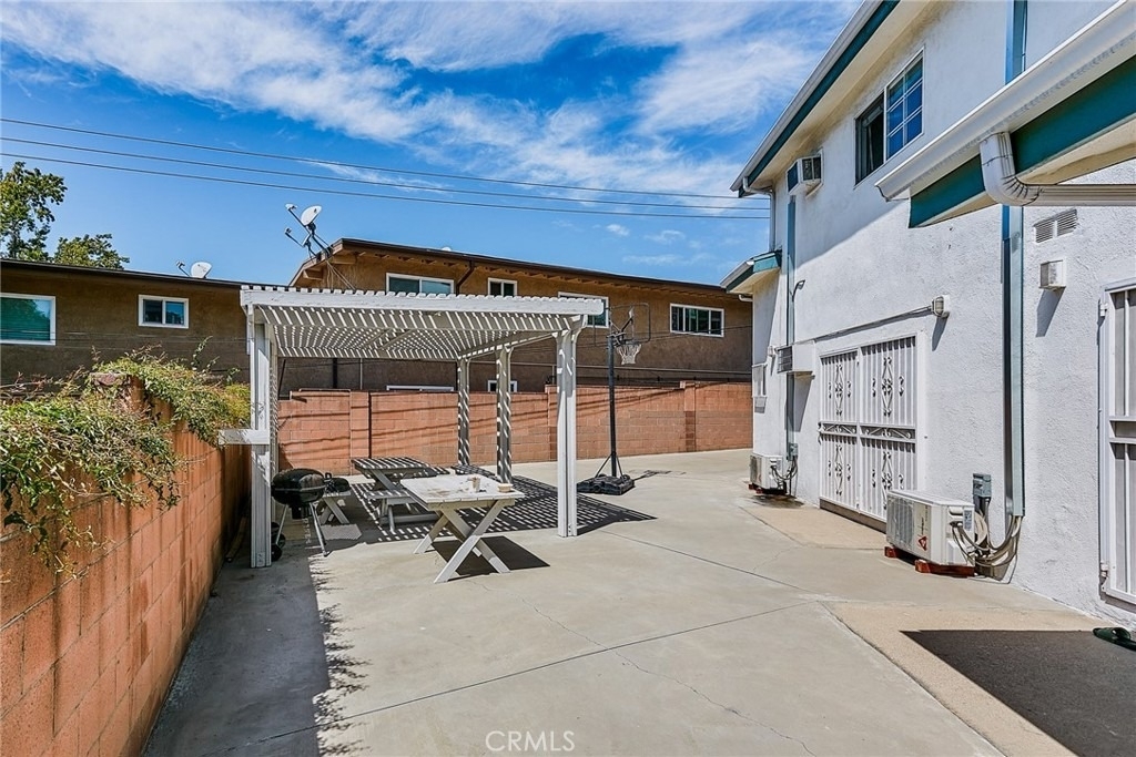 2656 Fairway Avenue - Photo 32