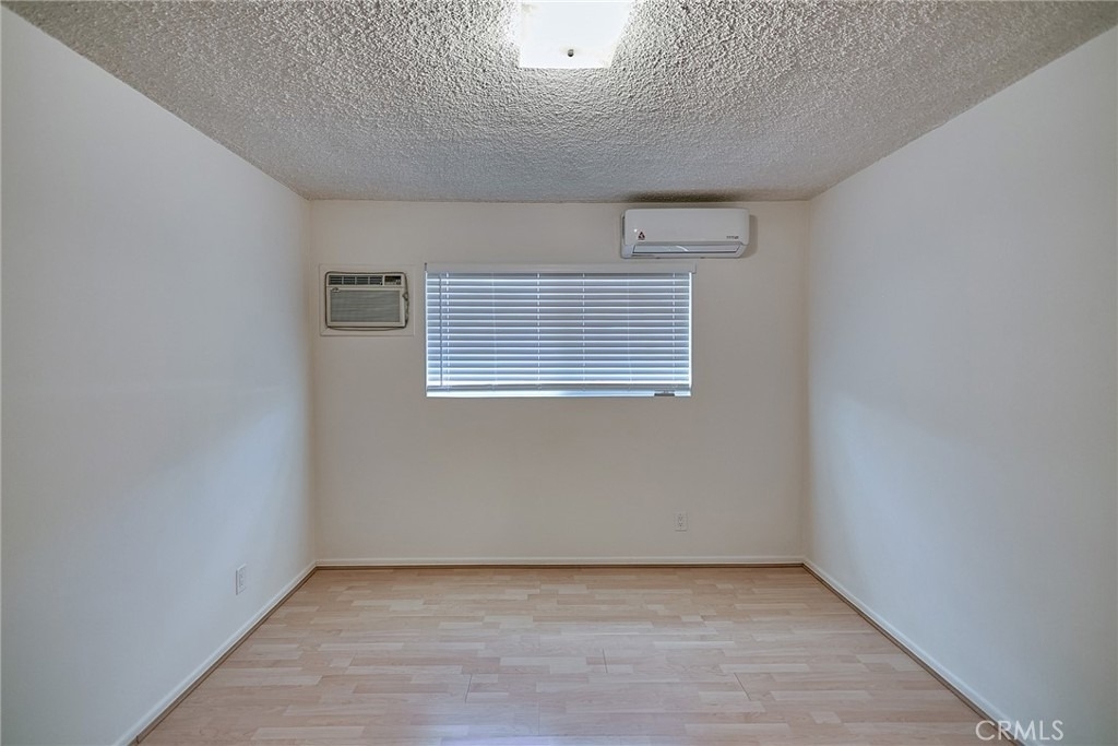 2656 Fairway Avenue - Photo 25