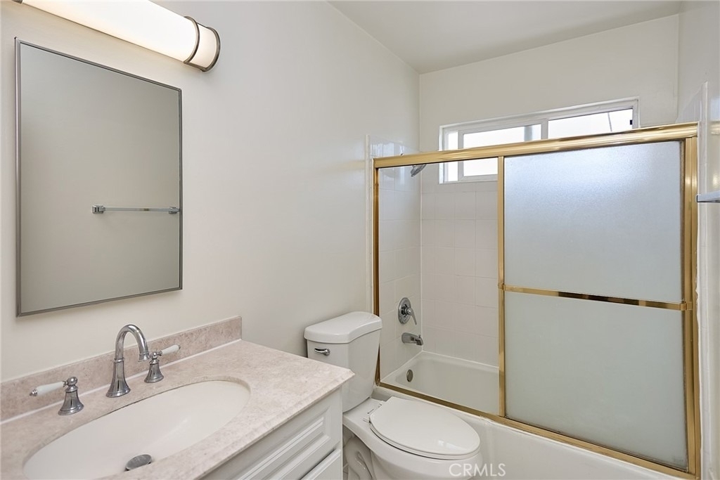 2656 Fairway Avenue - Photo 29
