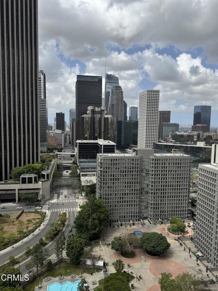 800 W 1st Street - Photo 42