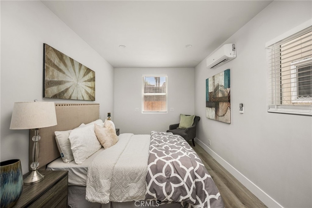 5157 Inglewood - Photo 11